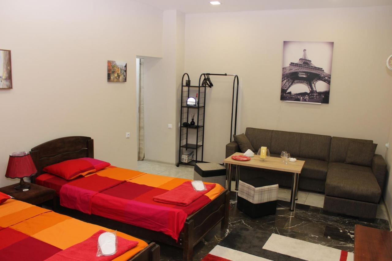 Luka Apartment Tbilisi ภายนอก รูปภาพ