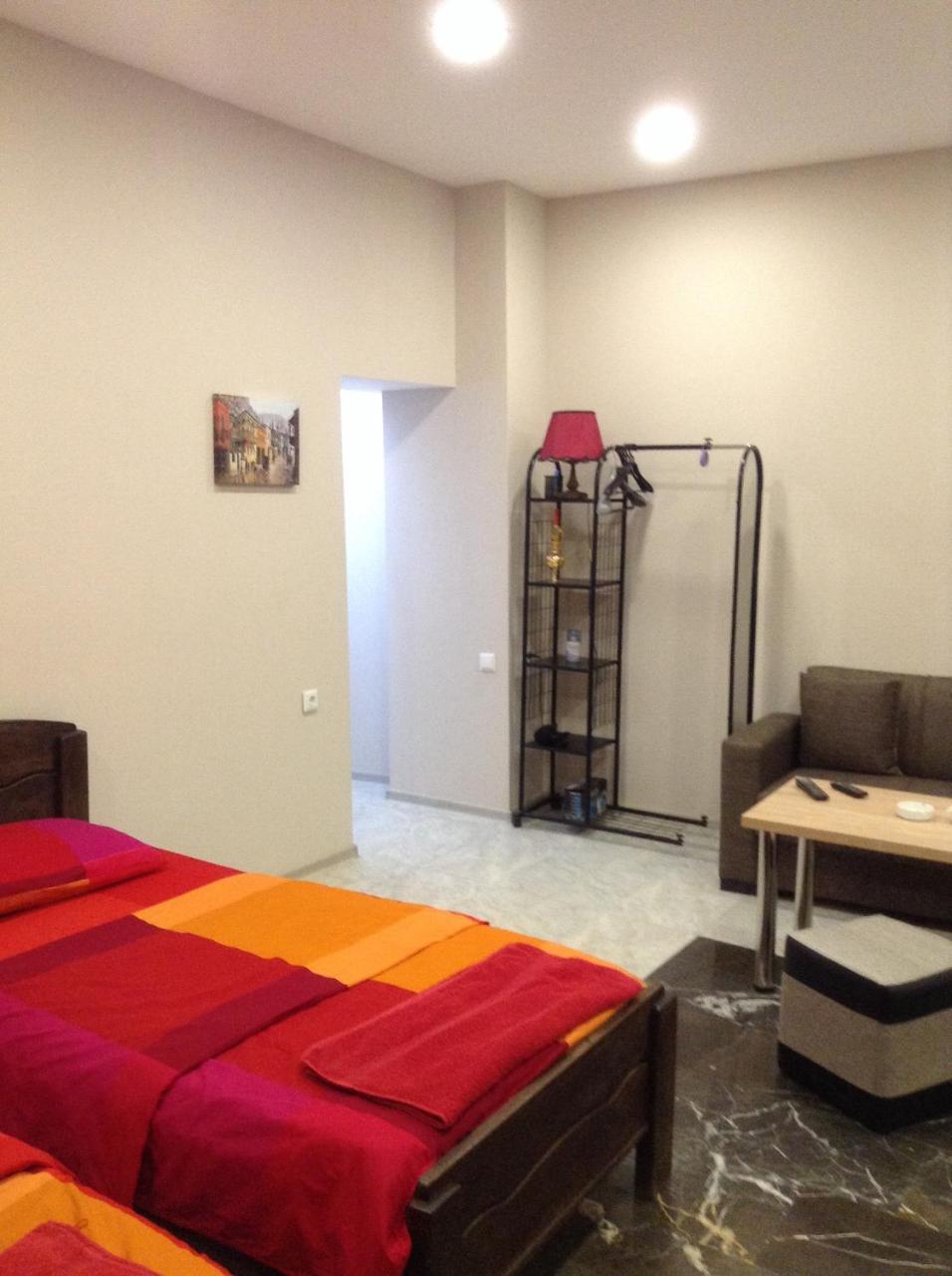 Luka Apartment Tbilisi ภายนอก รูปภาพ