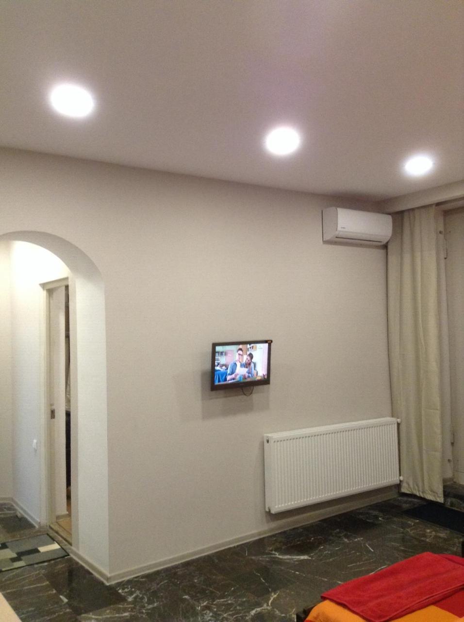 Luka Apartment Tbilisi ภายนอก รูปภาพ