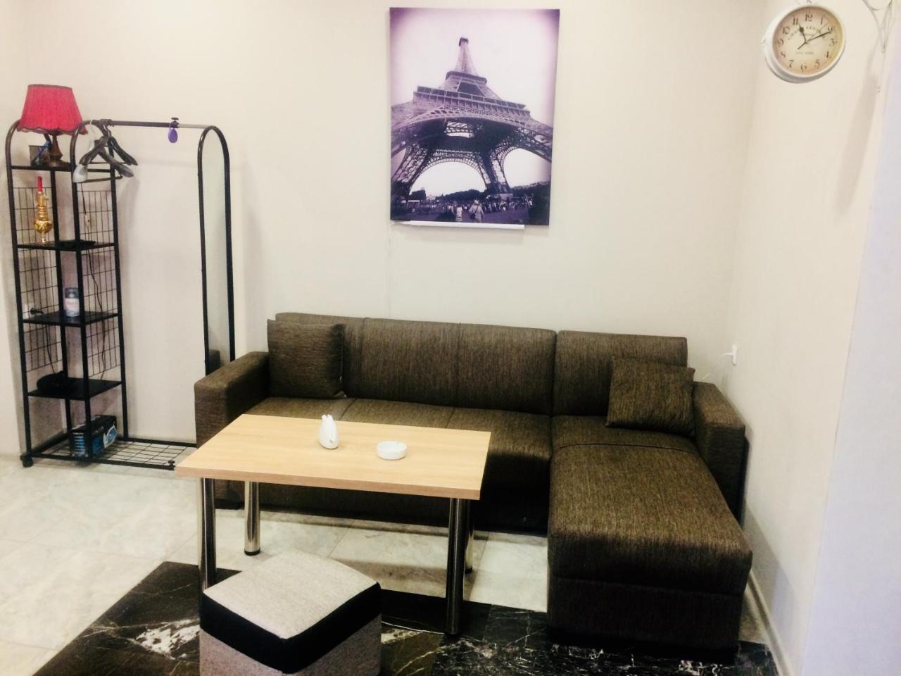 Luka Apartment Tbilisi ภายนอก รูปภาพ