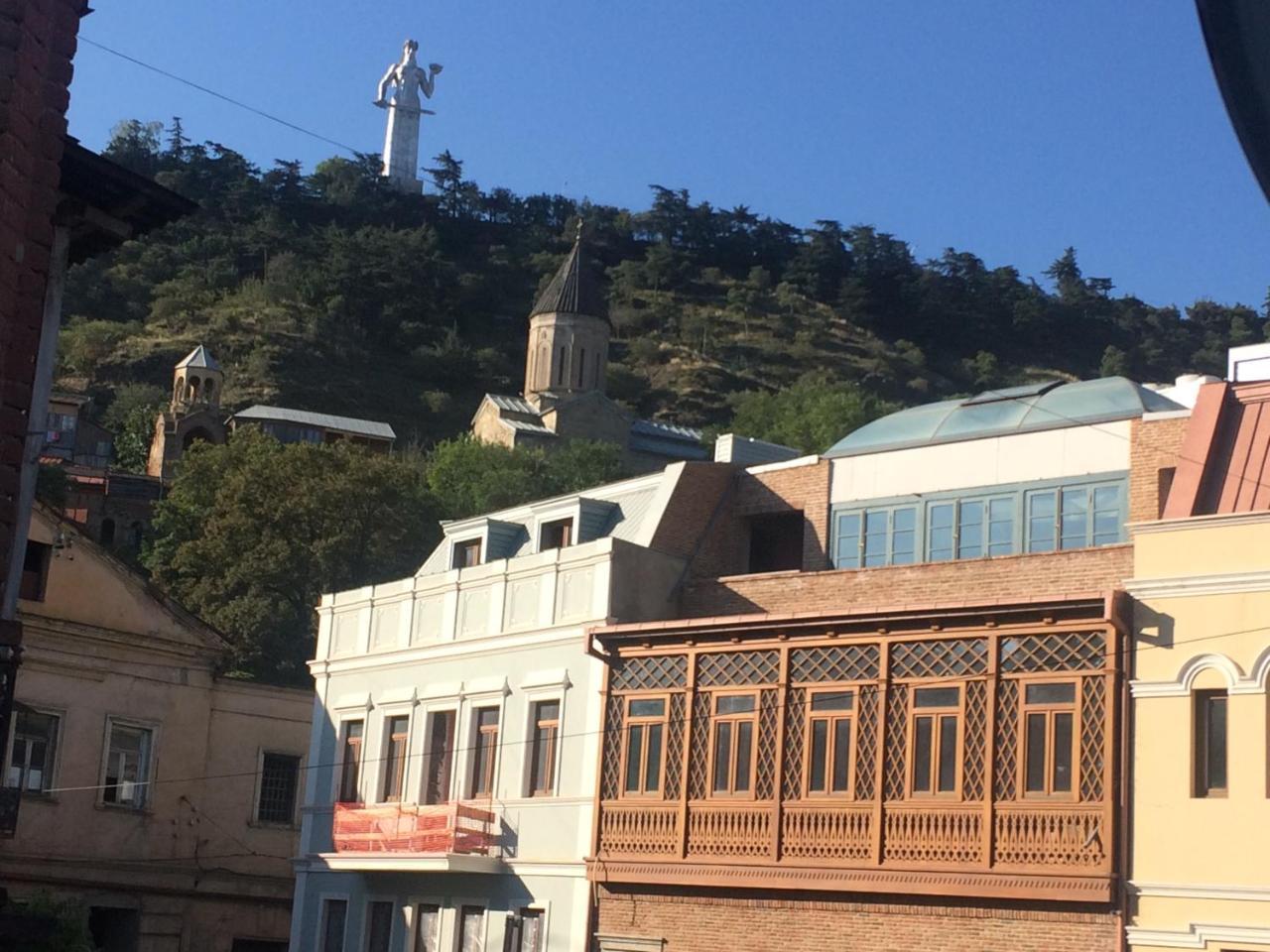 Luka Apartment Tbilisi ภายนอก รูปภาพ