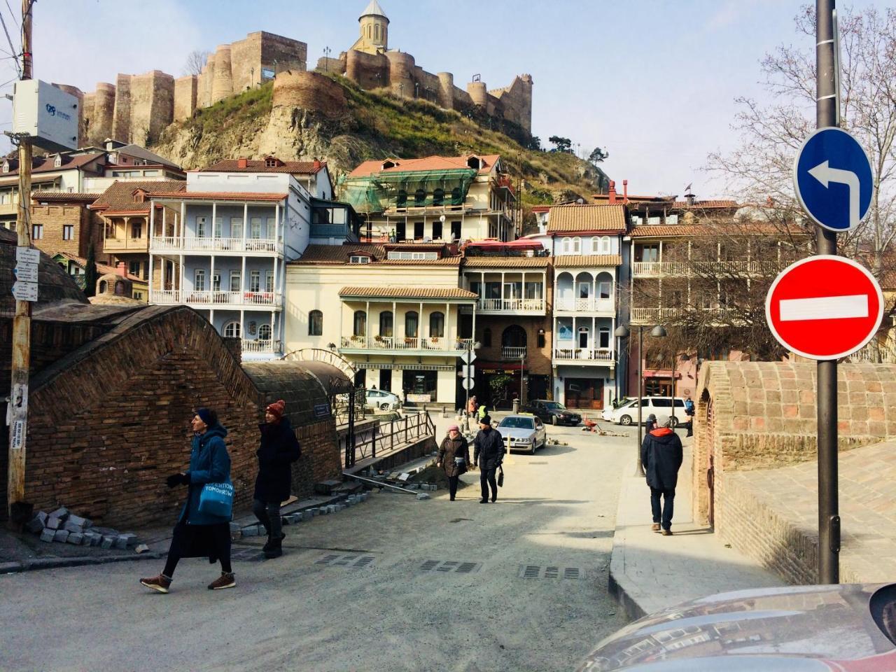 Luka Apartment Tbilisi ภายนอก รูปภาพ