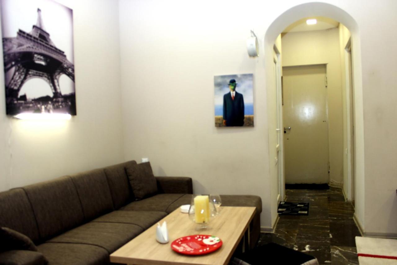 Luka Apartment Tbilisi ภายนอก รูปภาพ
