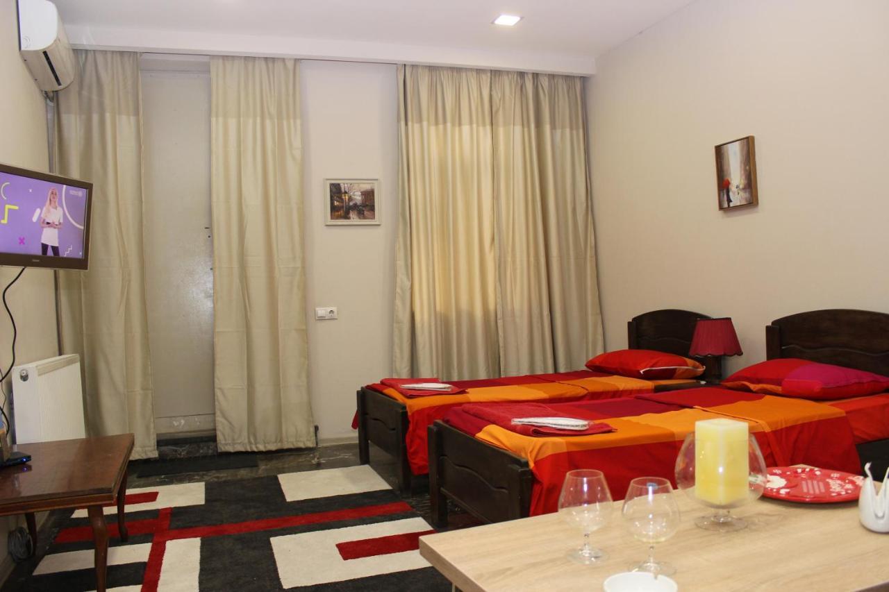 Luka Apartment Tbilisi ภายนอก รูปภาพ